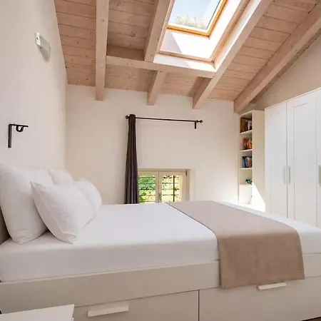 Penthouse Near Piazza Duomo Goldensuitesitaly914 * Trento